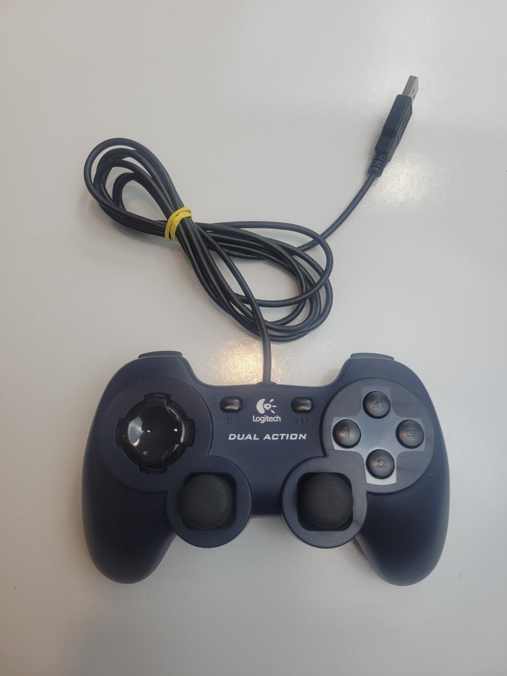 Logitech Game Controller G-UD8 Dual Action Wired USB Blue Tested